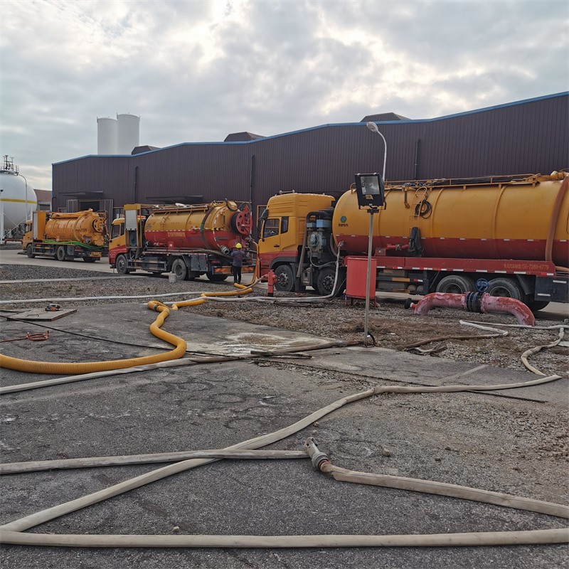 博野污水池清理